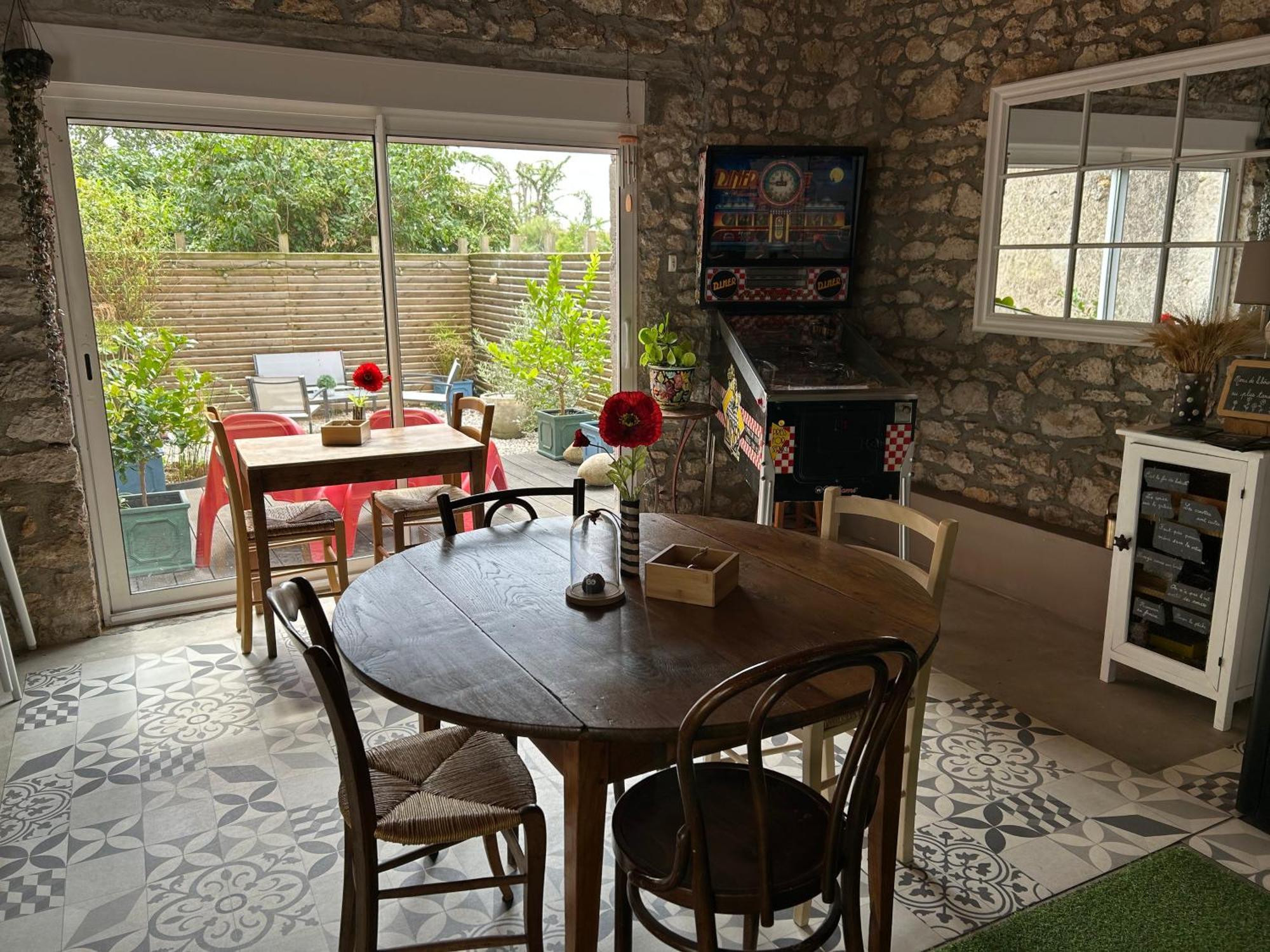 Marolles  Le Grand Cedre Spa Et Sauna Interieur Piscine מראה חיצוני תמונה